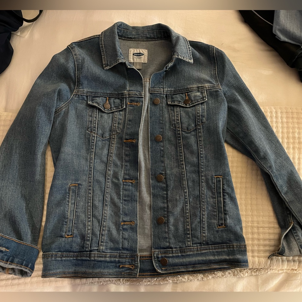 Classic Old Navy Denim Jacket size Small tall for extra Length